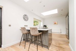 Photo 25- click for photo gallery